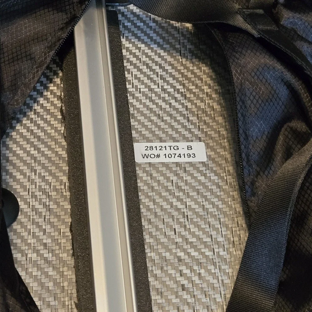 TUMI Tegra-Lite 28121TG Gray Woven Carbon Rolling Suitcase Carry-On 22